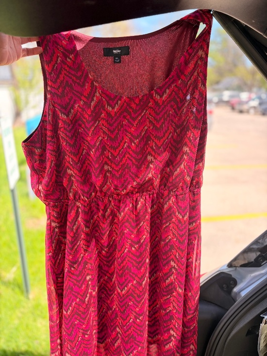 Dresses & Skirts - Plus Size XXL Red & Black Chevron Print Sleeveless Dress – Flowy & Lightweight